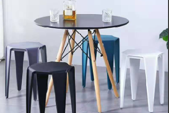 Lightweight easy-carry  plastic stool /PP-611