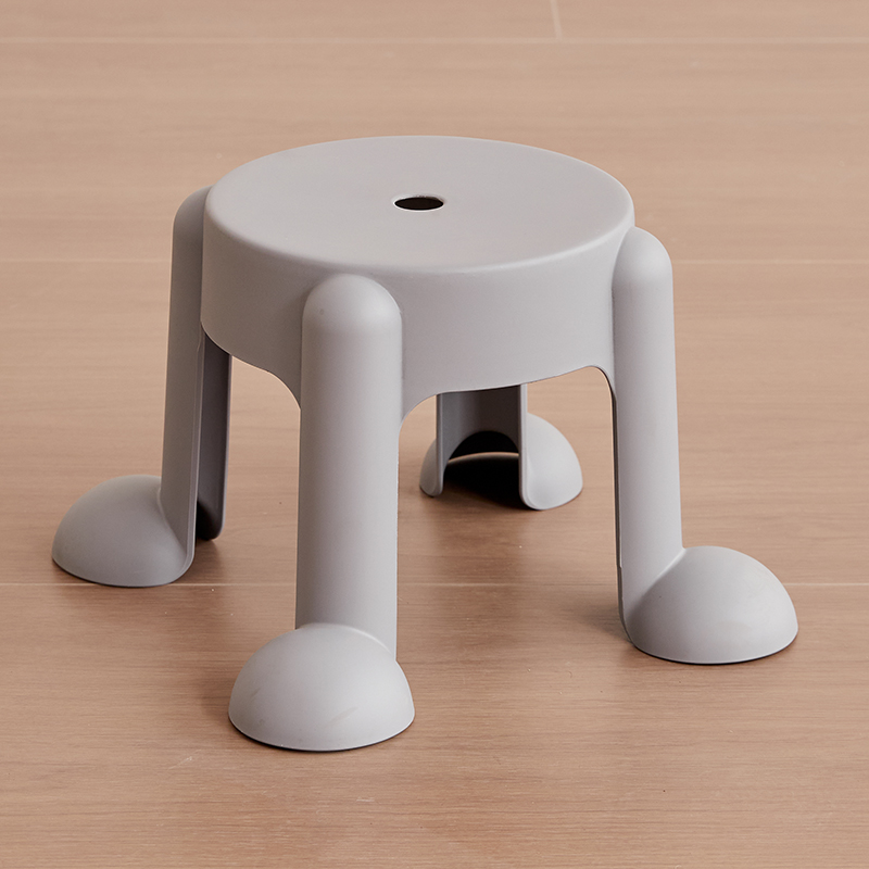 8215 Mickey stool