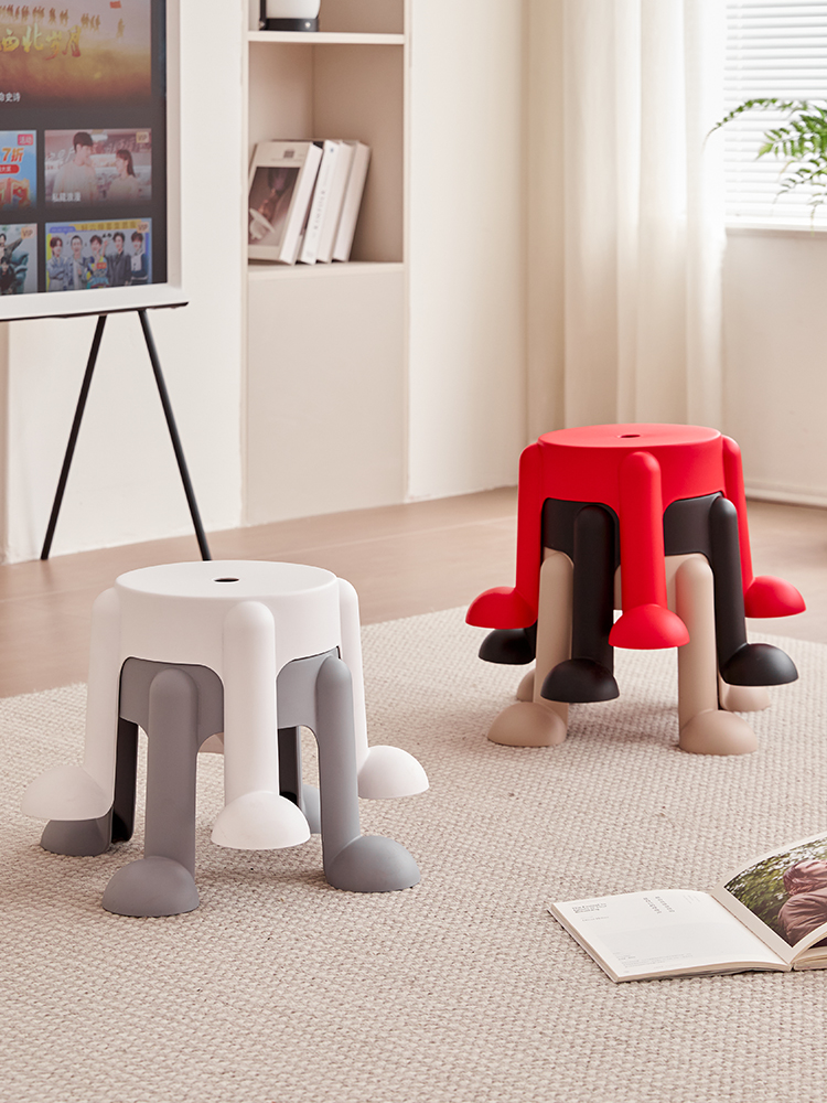 8215 Mickey stool
